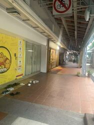 Hougang Avenue 8 (D19), Shop House #556488051